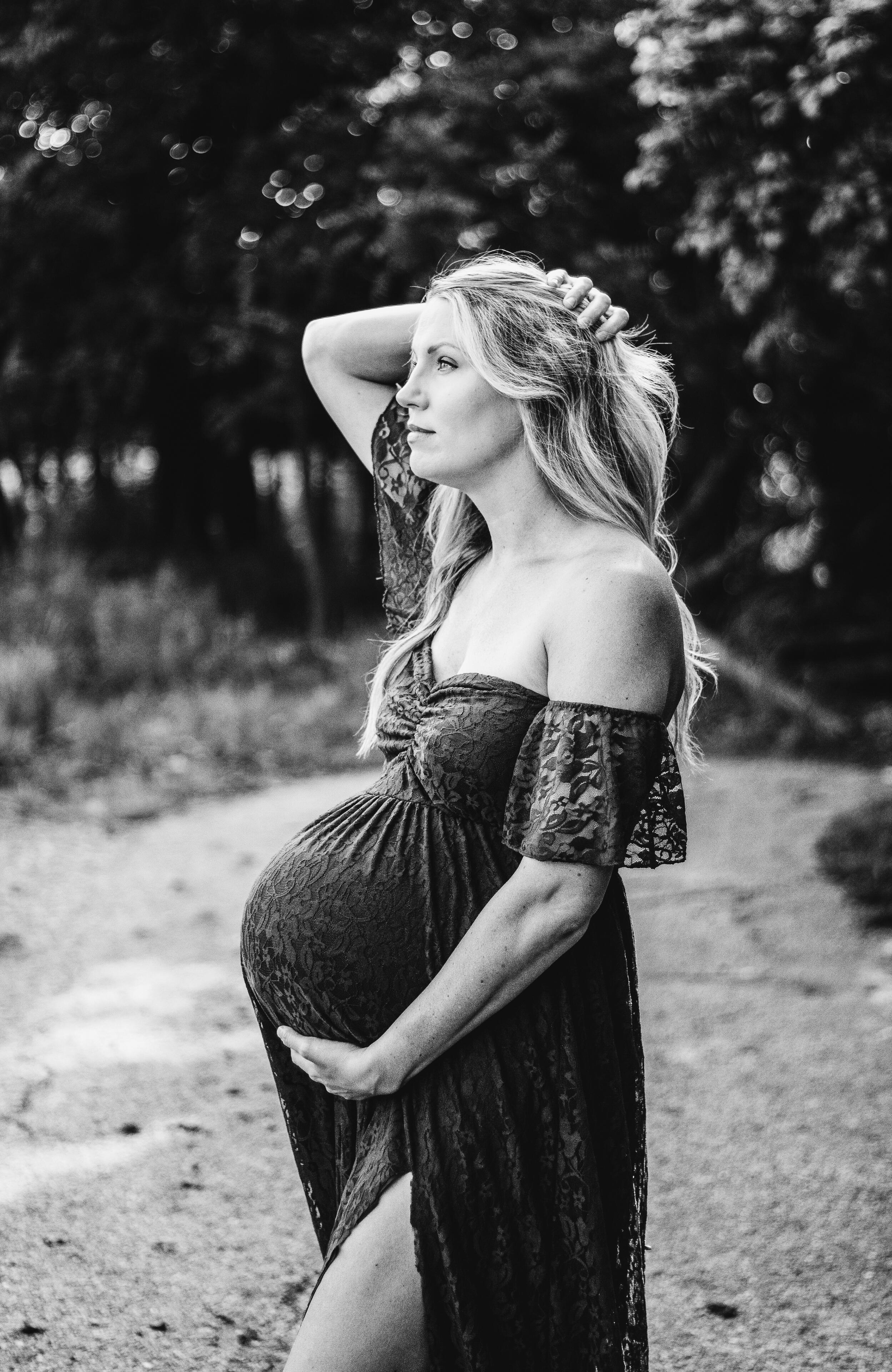 Lifestyle Maternity Photography KC Maternity Photography